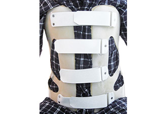 腰・脊椎用の装具